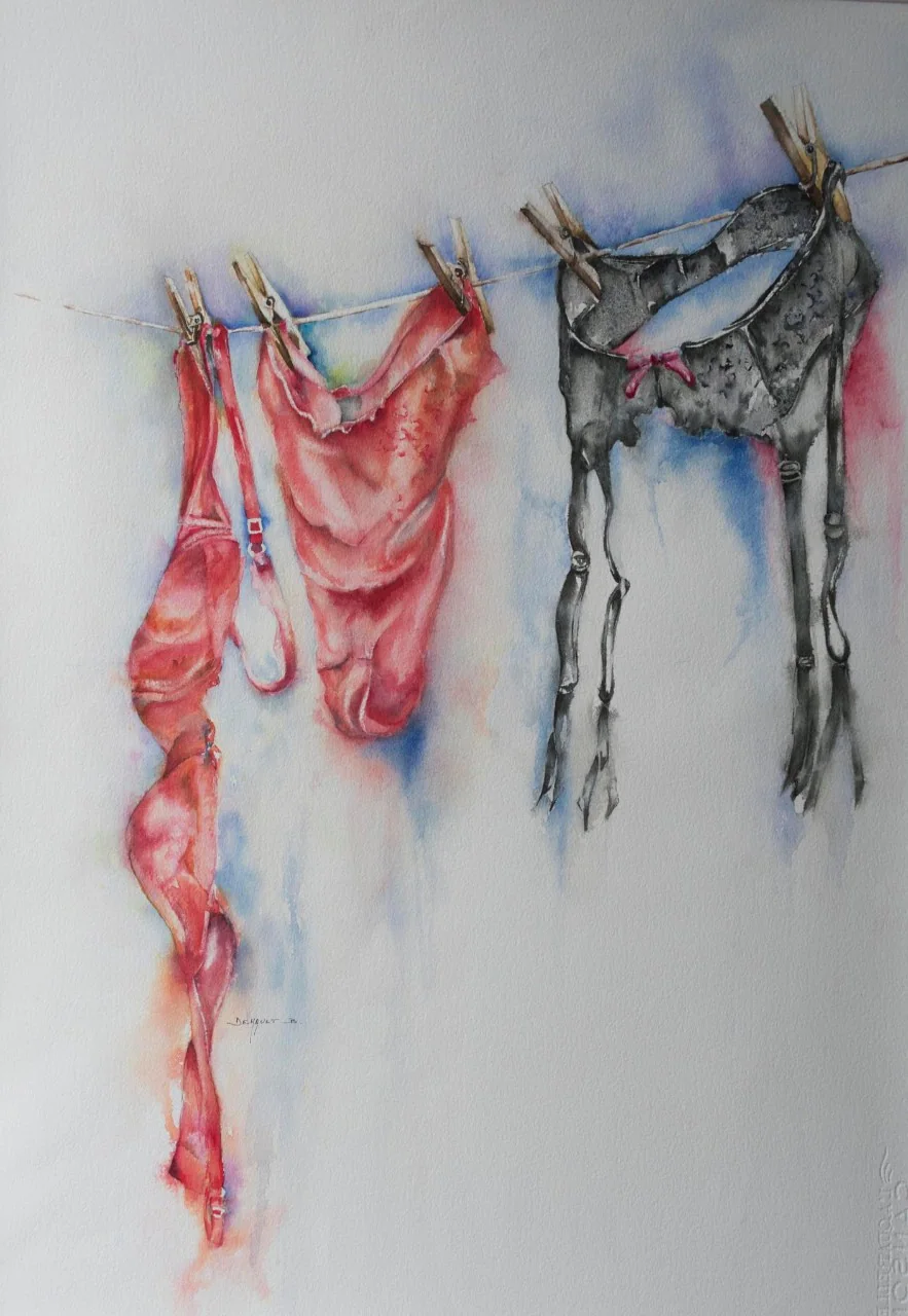 Aquarelle, des étoffes rouges et grises suspendues à un fil.